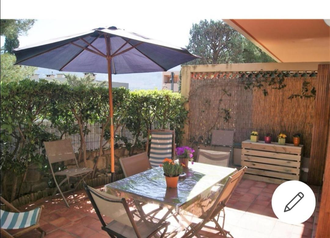 Appartement Avec Jardin Cassis Bagian luar foto