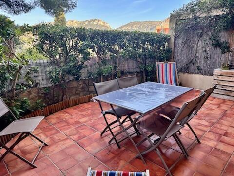 Appartement Avec Jardin Cassis Bagian luar foto